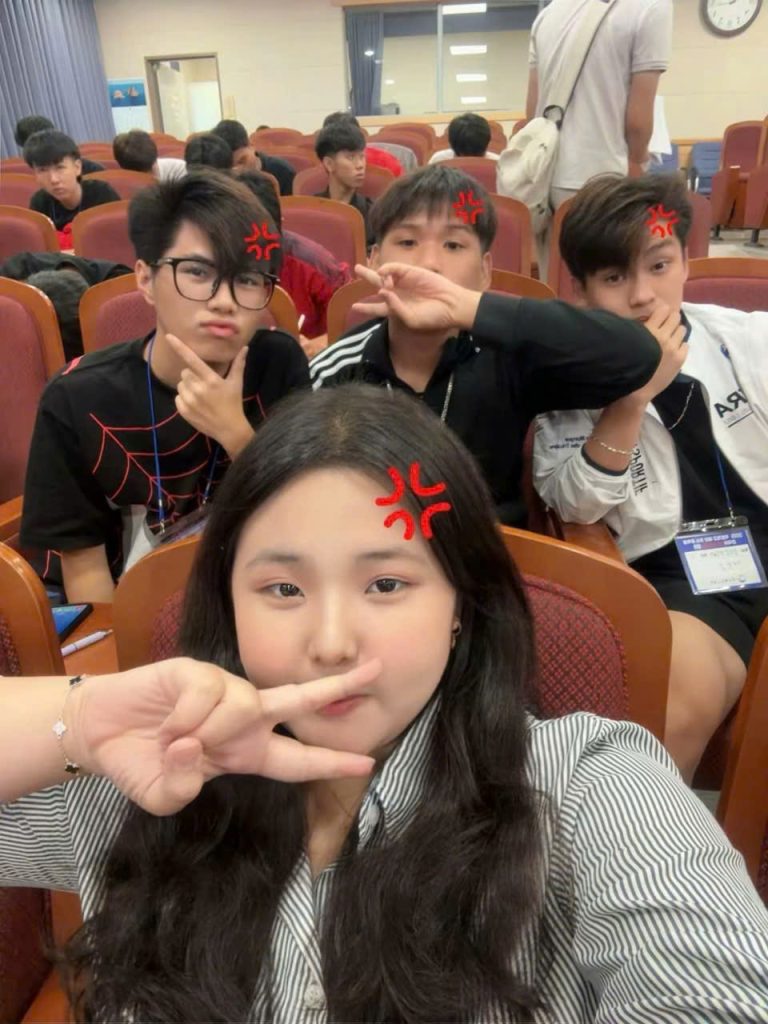Summer Camp of Vien Dong College Students with Friends in Korea